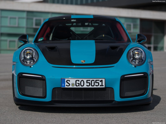 Porsche 911 GT2 RS фото