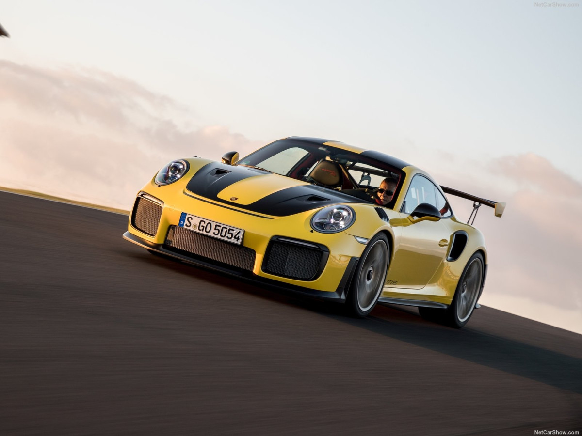 Porsche 911 GT2 RS фото 189605