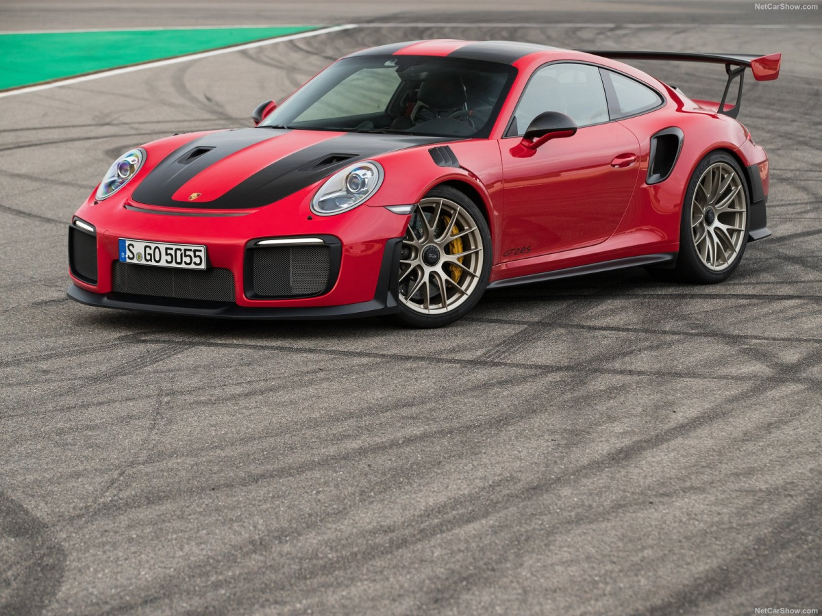 Porsche 911 GT2 RS фото 189613