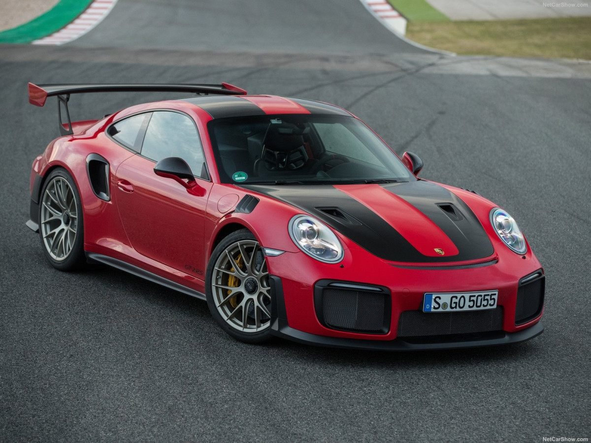 Porsche 911 GT2 RS фото 189615