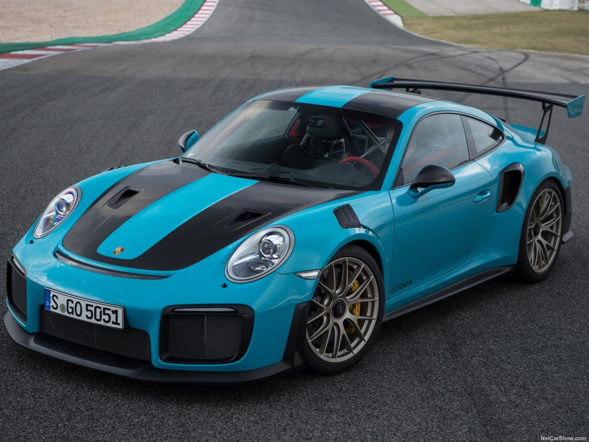 Porsche 911 GT2 RS фото 189618