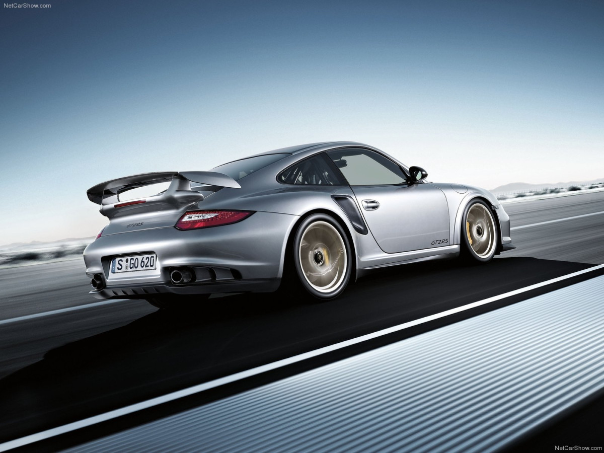 Porsche 911 GT2 RS фото 76664