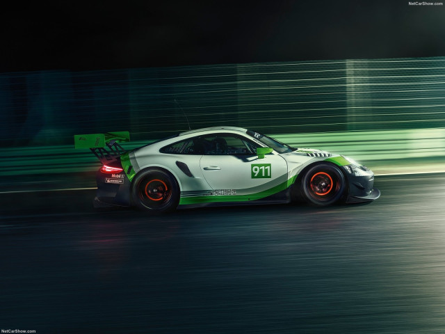 Porsche 911 GT3 R фото