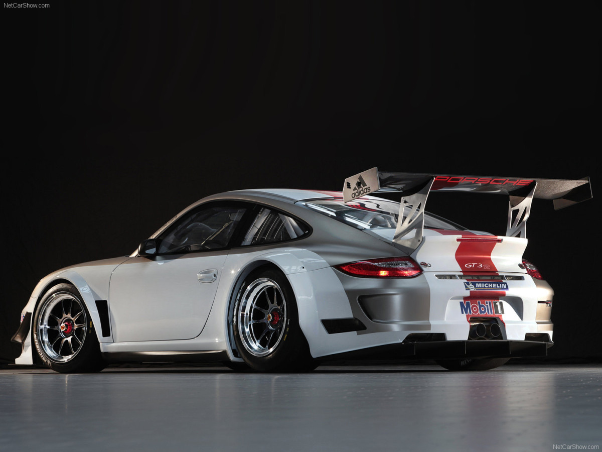 Porsche 911 GT3 R фото 73182