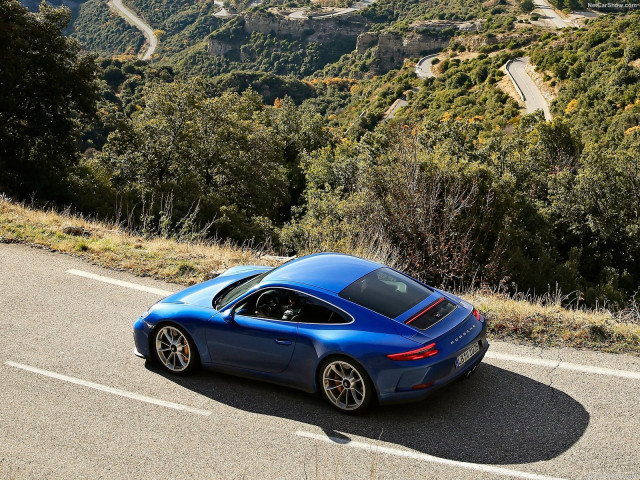 Porsche 911 GT3 фото