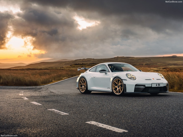 Porsche 911 GT3 фото
