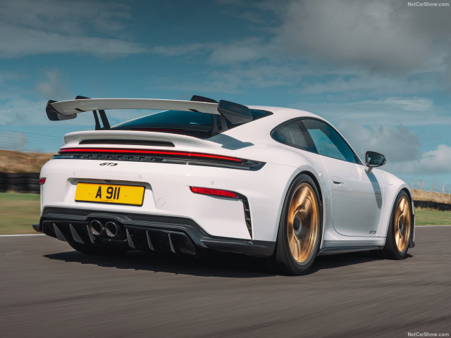 Porsche 911 GT3 фото