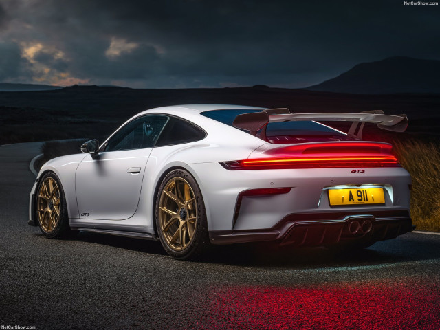 Porsche 911 GT3 фото