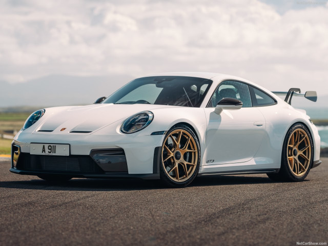 Porsche 911 GT3 фото