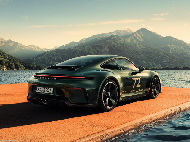 Porsche 911 GT3 фото