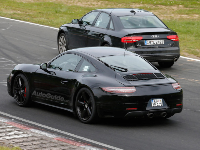 Porsche 911 GTS фото