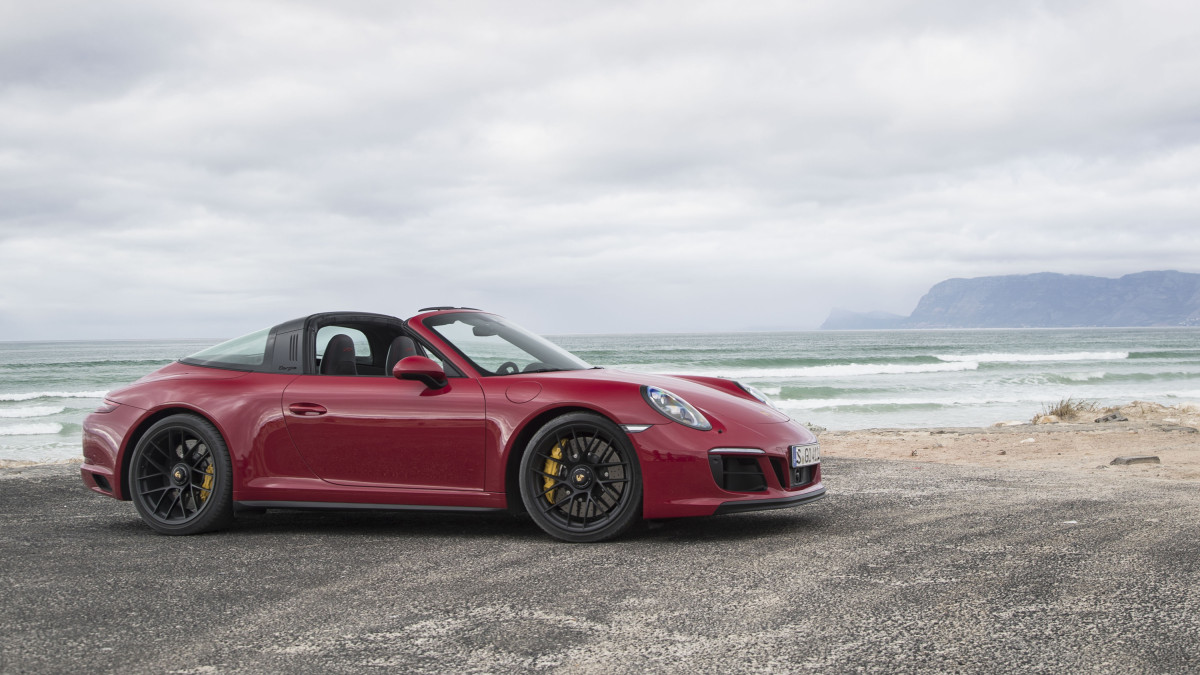 Porsche 911 GTS фото 180291