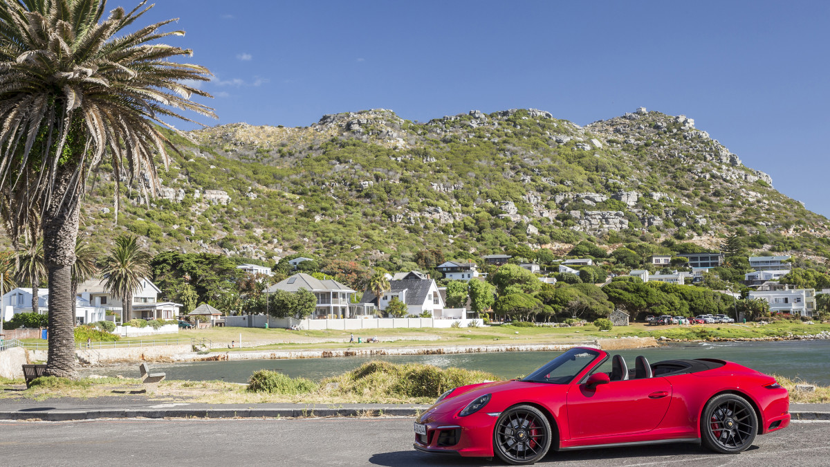 Porsche 911 GTS фото 180329