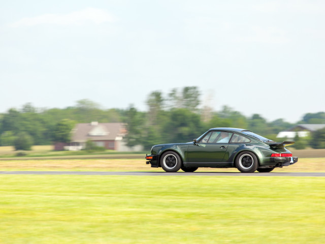 Porsche 911 Turbo (930) фото