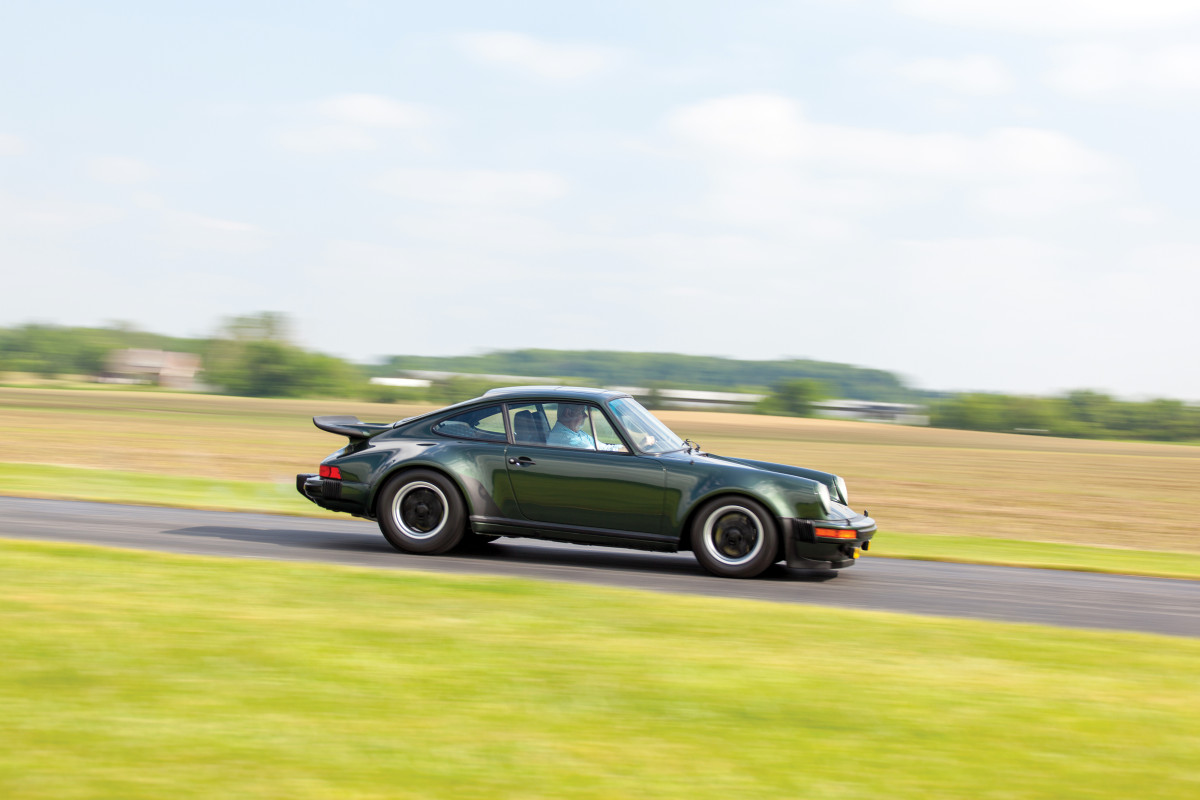 Porsche 911 Turbo (930) фото 195013