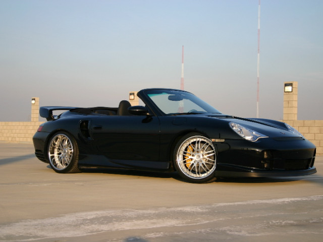 Porsche 911 Turbo Cabriolet фото