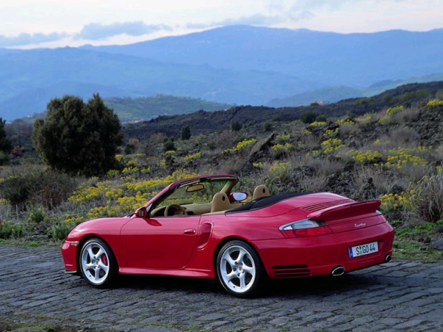 Porsche 911 Turbo Cabriolet фото