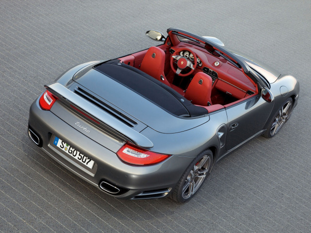 Porsche 911 Turbo Cabriolet фото