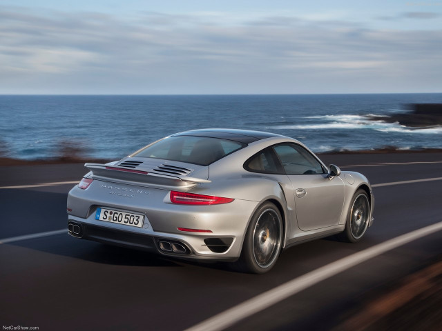 Porsche 911 Turbo S фото