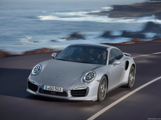 Porsche 911 Turbo S фото