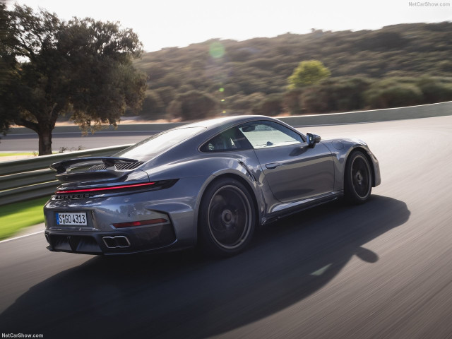 Porsche 911 Turbo S фото