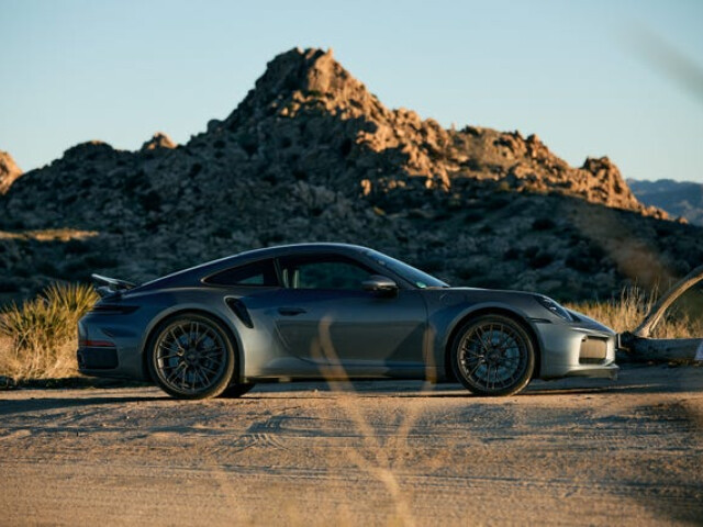 Porsche 911 Turbo S фото