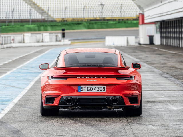 Porsche 911 Turbo фото