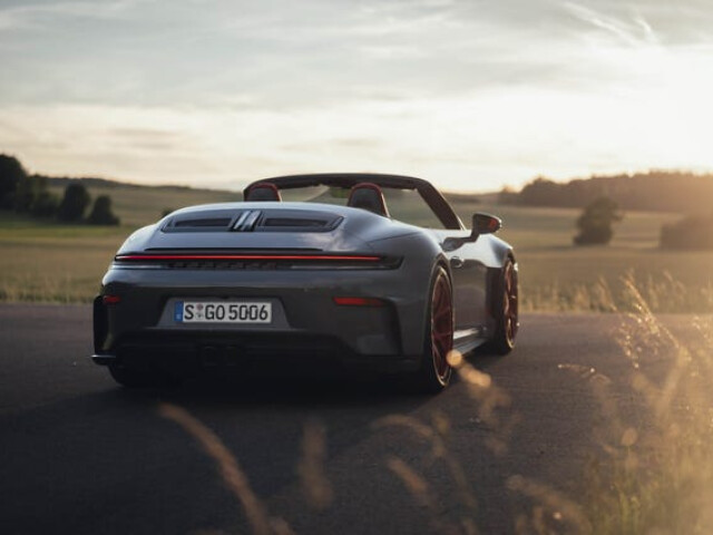 Porsche 911 фото