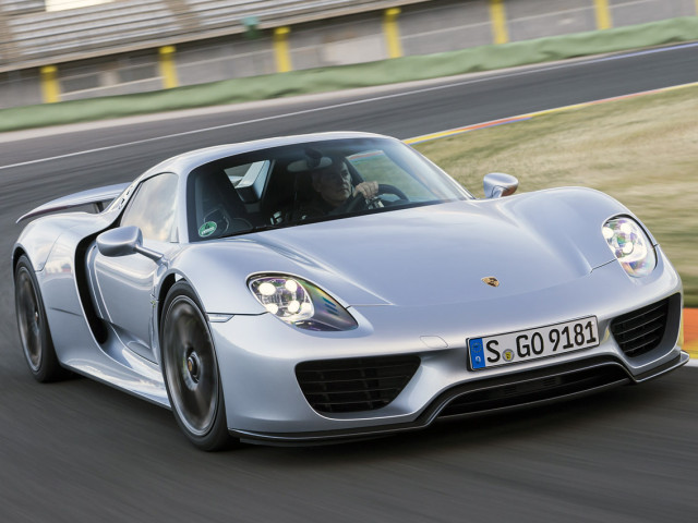 Porsche 918 Spyder фото