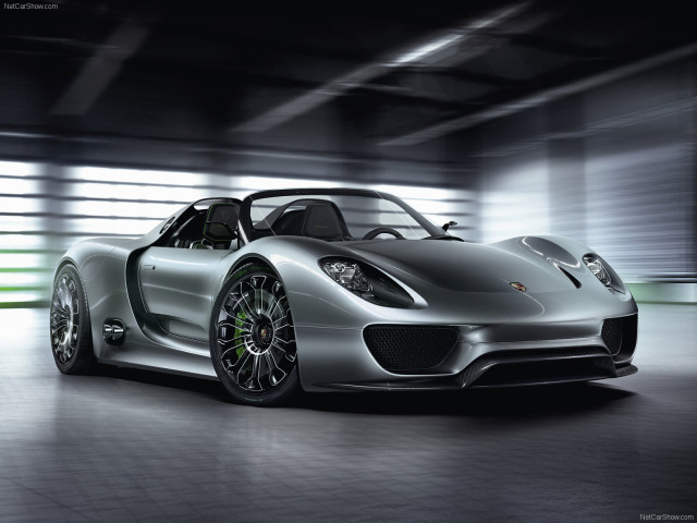 Porsche 918 Spyder фото