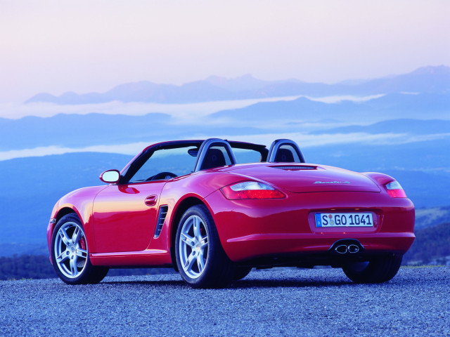 Porsche Boxster S фото