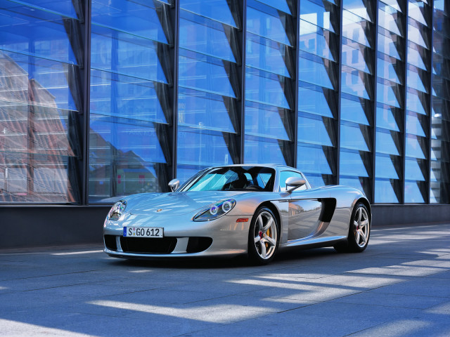 Porsche Carrera GT фото