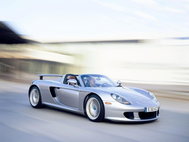 Porsche Carrera GT фото