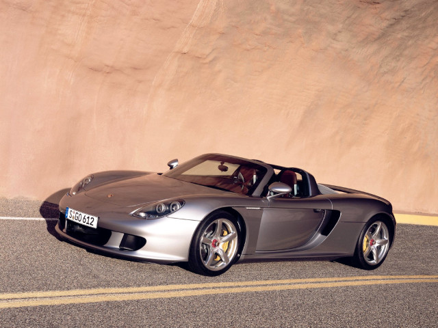 Porsche Carrera GT фото