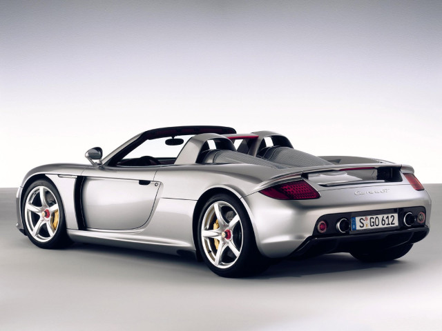 Porsche Carrera GT фото