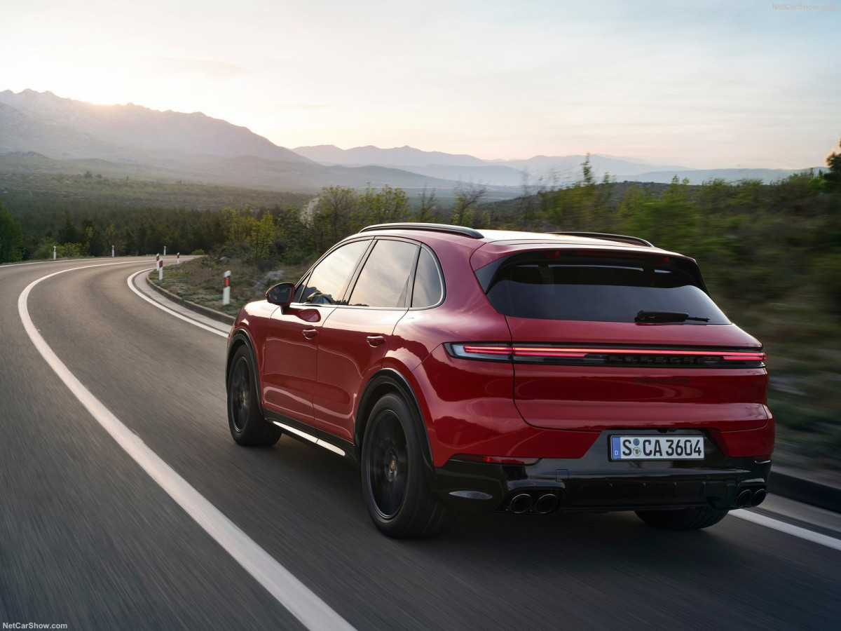 Porsche Cayenne GTS фото 212180