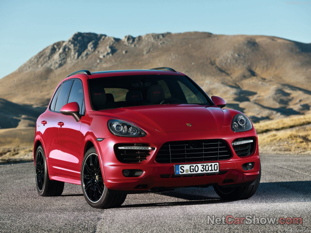 Porsche Cayenne GTS фото