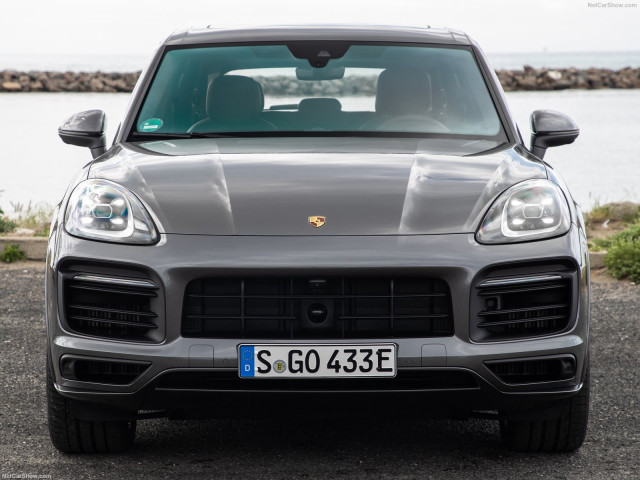 Porsche Cayenne Hybrid фото