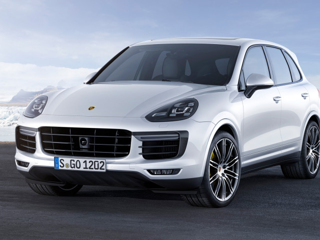 Porsche Cayenne Turbo S фото