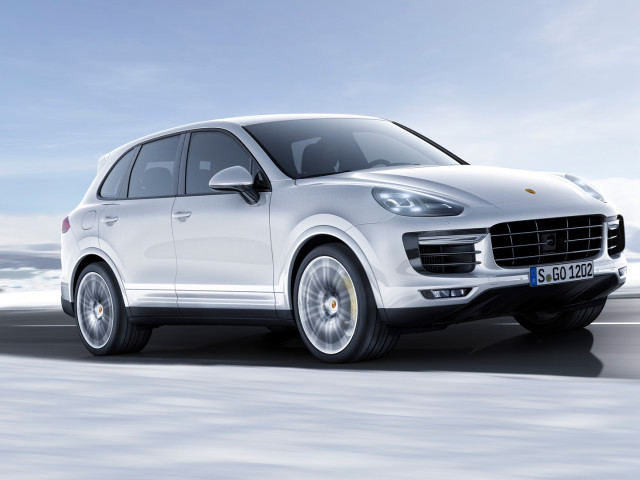 Porsche Cayenne Turbo S фото