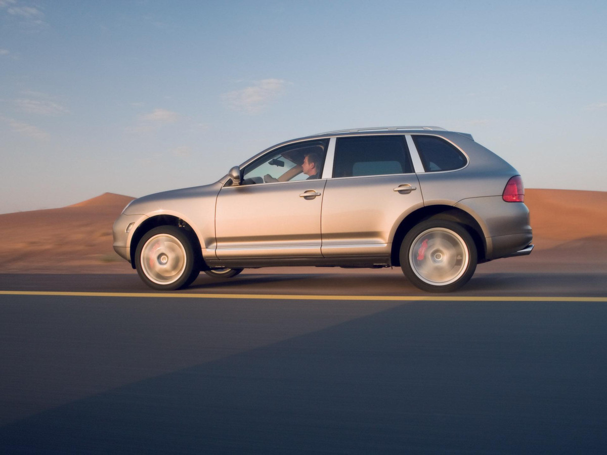 Porsche Cayenne Turbo S фото 30779