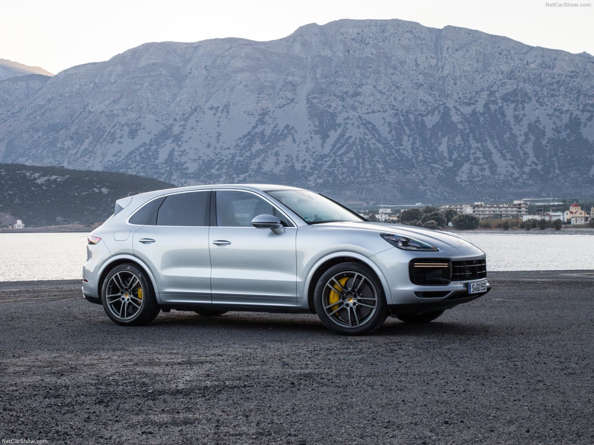 Porsche Cayenne Turbo фото 189235