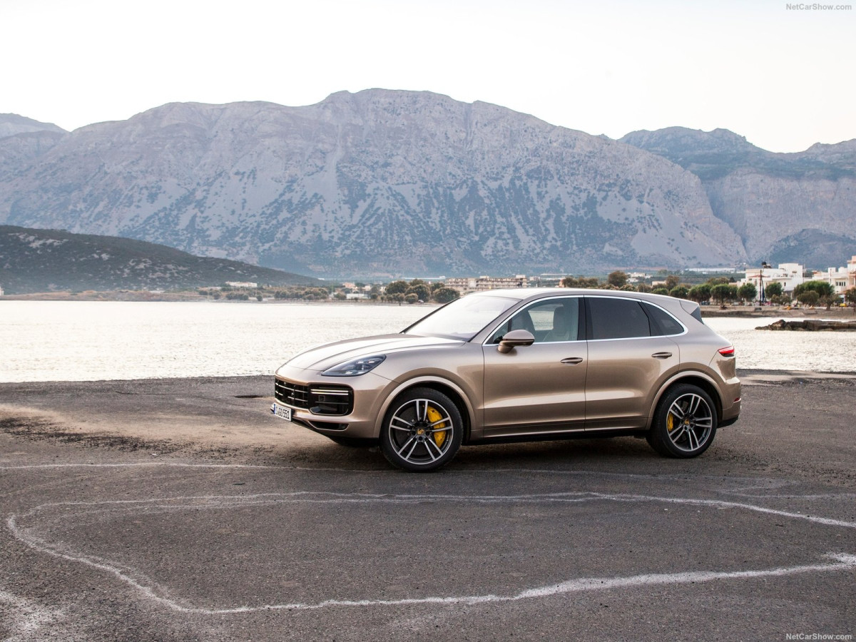 Porsche Cayenne Turbo фото 189251