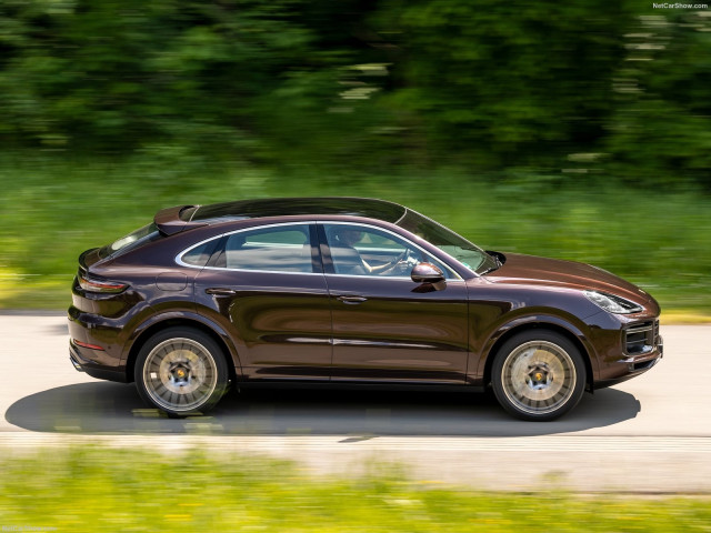 Porsche Cayenne Turbo фото