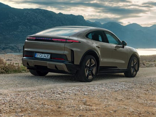 Porsche Cayenne Coupe фото