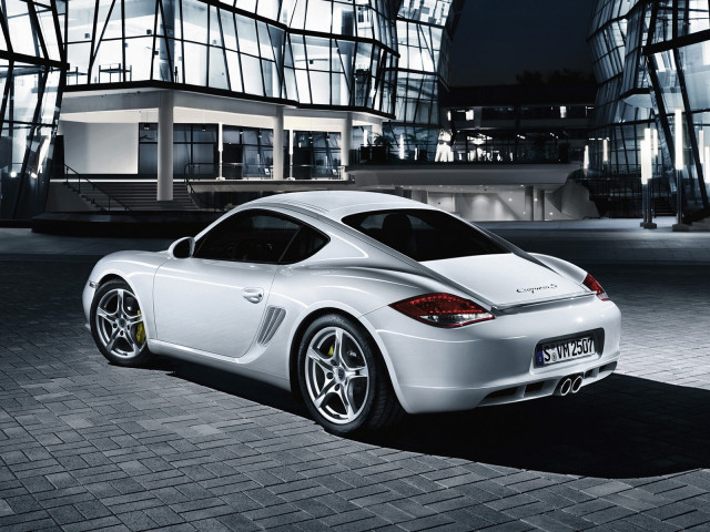 Porsche Cayman S фото