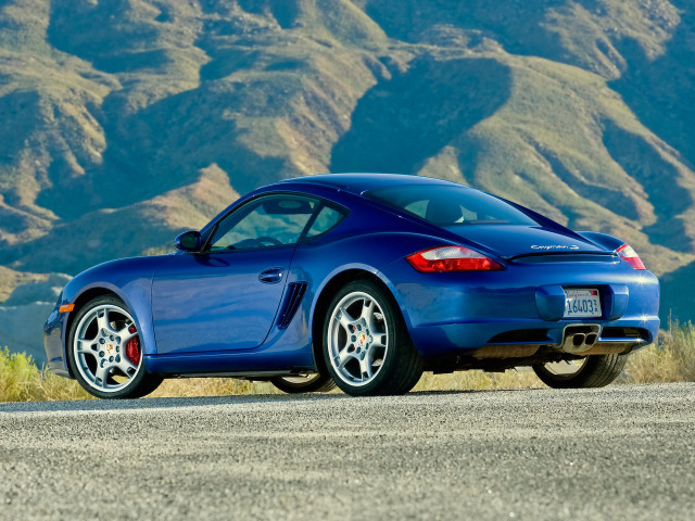 Porsche Cayman S фото