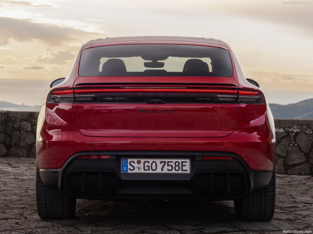 Porsche Macan GTS фото