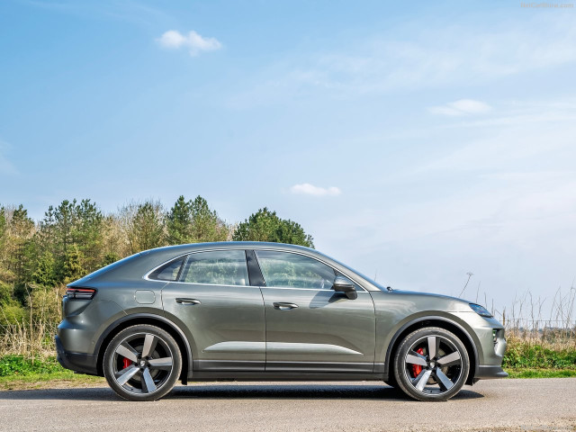 Porsche Macan фото