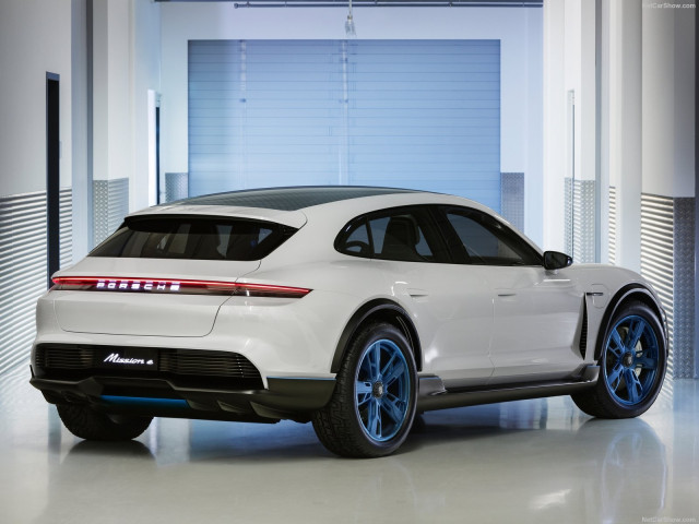 Porsche Mission E фото